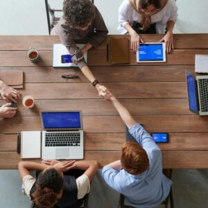 Salary benchmarking in Limassol 2025 – complete guide for employers and job seekers.